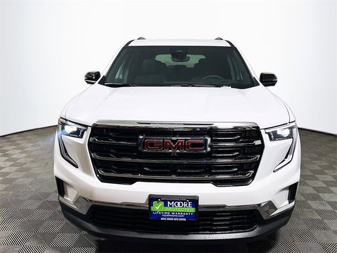 New 2026 GMC Acadia Elevation image 3