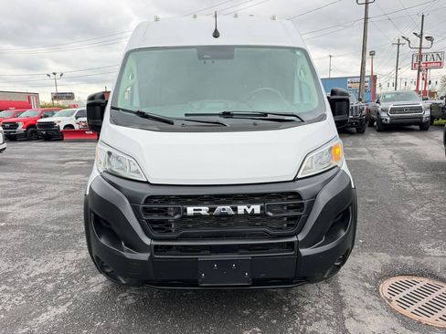 Used 2023 RAM ProMaster 2500 FWD image 2