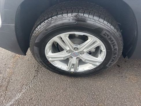 Used 2024 GMC Terrain SLE image 44