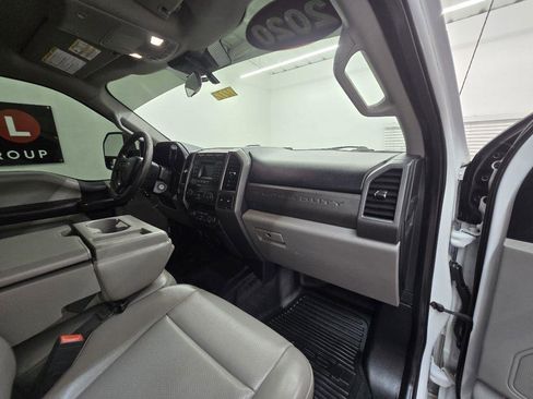 Used 2020 Ford F250 XL w/ Power Equipment Group AWD/4WD image 22