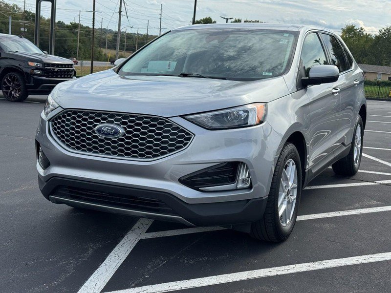 Used 2024 Ford Edge SEL w/ Convenience Package AWD/4WD image 8