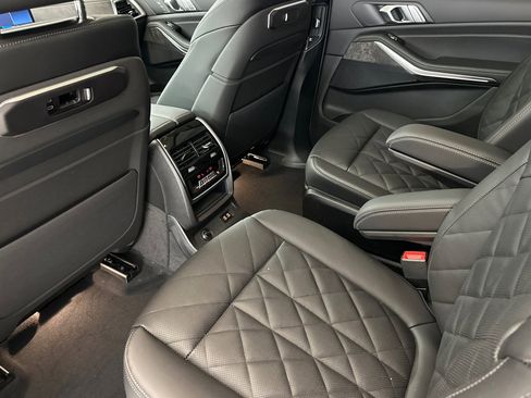 New 2026 BMW X7 xDrive40i image 15