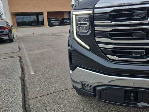 Certified 2023 GMC Sierra 1500 SLT w/ SLT Premium Package image 11