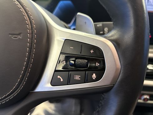 Used 2023 BMW X7 xDrive40i w/ M Sport Package image 16