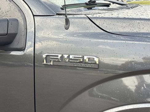 Used 2019 Ford F150 Lariat w/ Equipment Group 502A Luxury AWD/4WD image 10