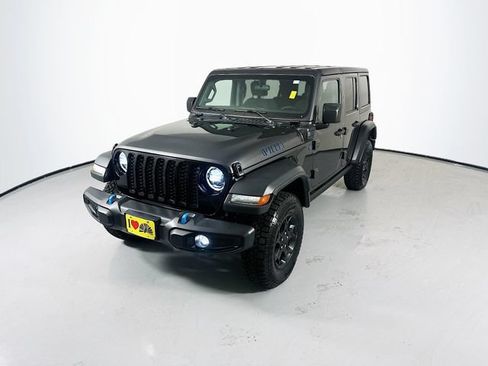 Used 2023 Jeep Wrangler Unlimited w/ Convenience Group AWD/4WD image 5