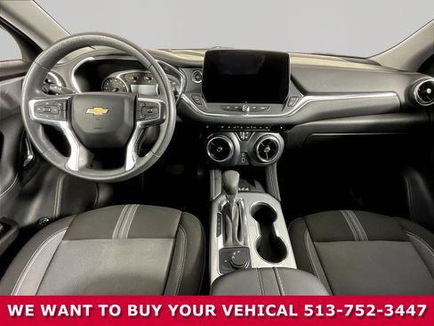 Used 2024 Chevrolet Blazer LT w/ Convenience Package FWD image 7