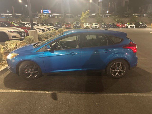 Used 2014 Ford Focus SE w/ Equipment Group 201A FWD image 1