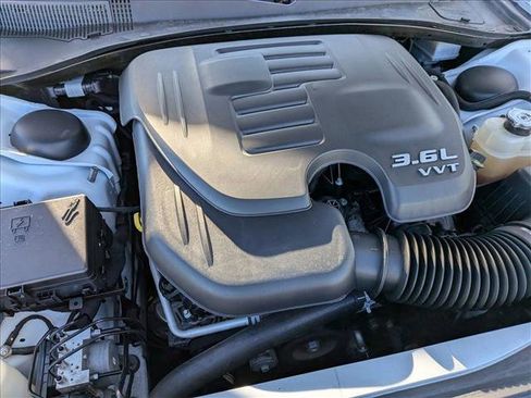 Used 2022 Chrysler 300 Touring L w/ Popular Equipment Group image 23