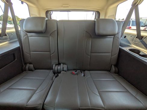 Used 2016 GMC Yukon XL Denali w/ Open Road Package image 33