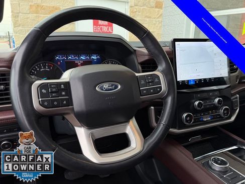 Used 2024 Ford Expedition Max Limited image 12