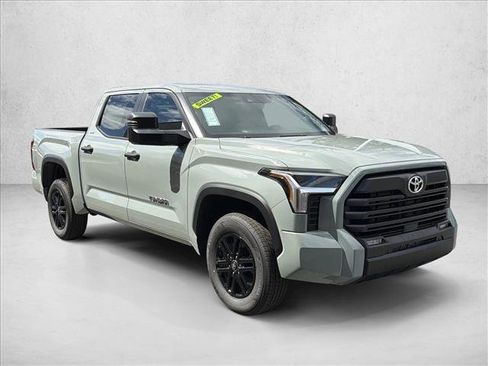 New 2026 Toyota Tundra SR5 AWD/4WD image 3