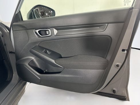 Used 2025 Honda Civic Sport image 30