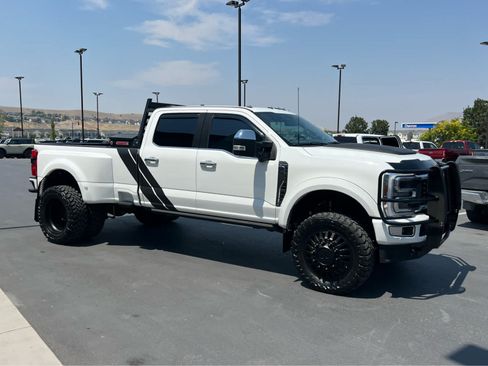 Used 2024 Ford F350 Platinum AWD/4WD image 5
