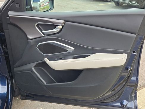New 2026 Acura RDX SH-AWD image 13