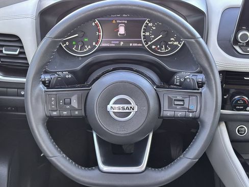 Used 2021 Nissan Rogue SL FWD image 11