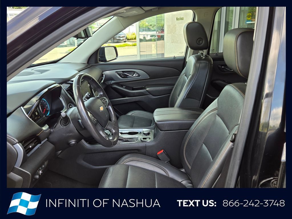 Used 2019 Chevrolet Traverse Premier w/ Redline Edition AWD/4WD image 4