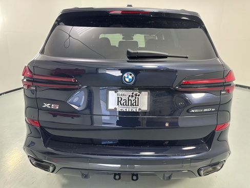 New 2026 BMW X5 xDrive50e w/ M Sport Package AWD/4WD image 21