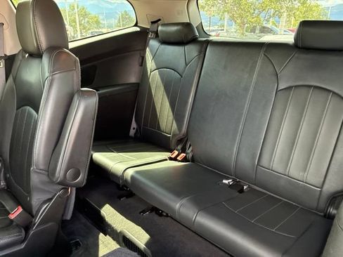 Used 2014 Chevrolet Traverse LTZ w/ LPO, 'HIT The Road' Package AWD/4WD image 15