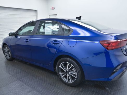 Used 2023 Kia Forte LXS image 5