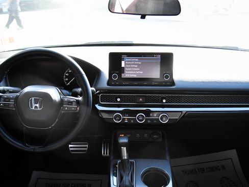 Used 2025 Honda Civic Sport image 35