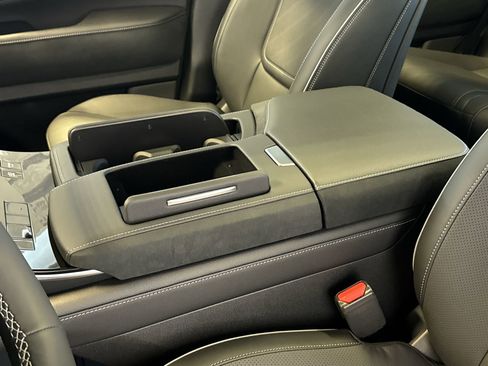 New 2026 INFINITI QX80 Luxe w/ Cargo Package image 21