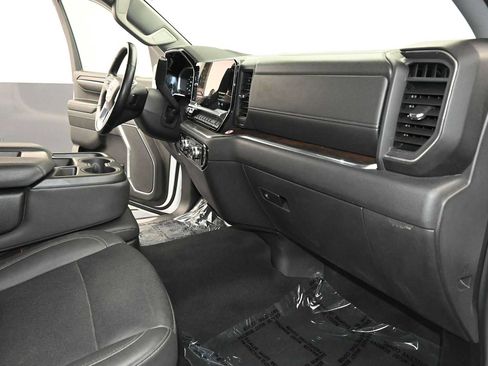 Used 2024 GMC Sierra 1500 SLT AWD/4WD image 13