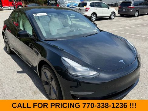 Used 2023 Tesla Model 3 Standard Range RWD image 1