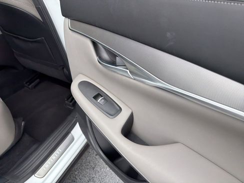Used 2023 INFINITI QX50 Luxe FWD image 22