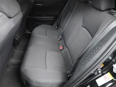 Used 2018 Toyota C-HR image 26