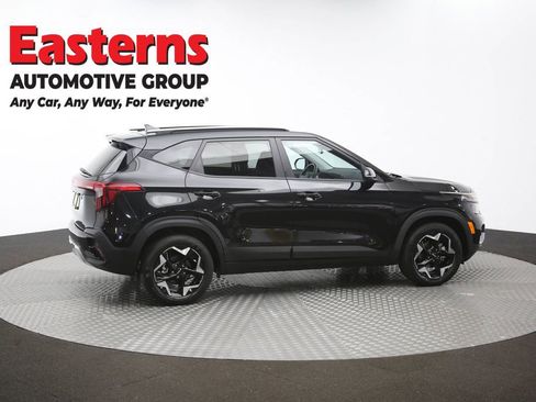 Used 2025 Kia Seltos S FWD image 42
