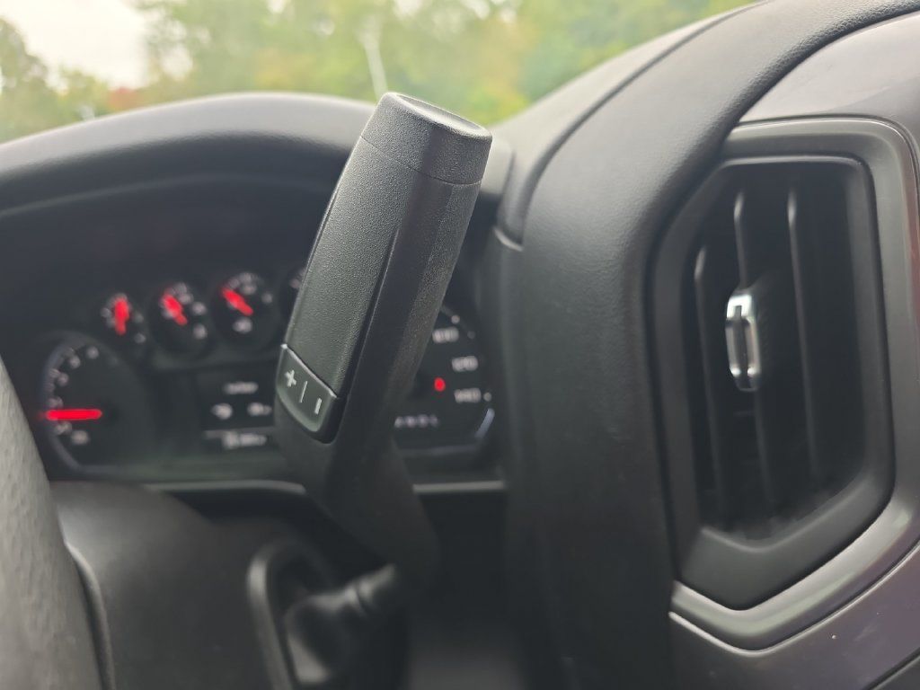 Used 2020 Chevrolet Silverado 1500 Custom Trail Boss w/ Custom Convenience Package AWD/4WD image 20