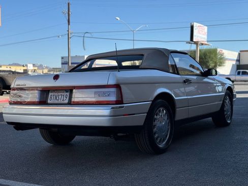 Used 1993 Cadillac Allante image 9