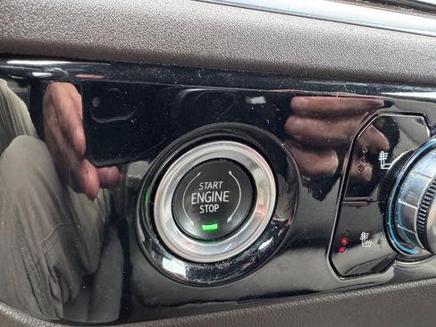 Used 2022 GMC Sierra 1500 SLE image 21