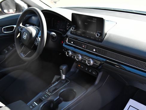 Used 2025 Honda Civic LX image 40