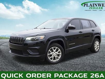 Used 2019 Jeep Cherokee Sport w/ Cold Weather Group