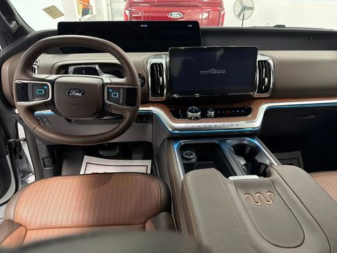 New 2026 Ford Expedition King Ranch AWD/4WD image 14