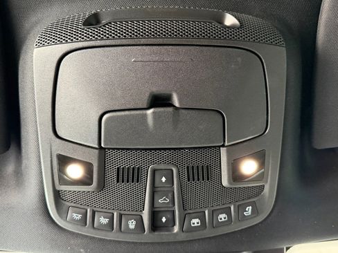 Used 2018 Lincoln Navigator Reserve w/ Technology Package AWD/4WD image 21