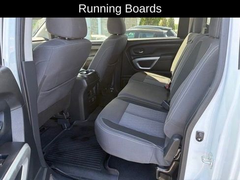Used 2022 Nissan Titan SV w/ SV Convenience Package AWD/4WD image 11