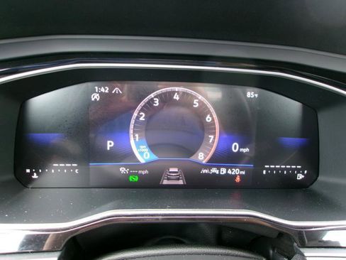 Used 2024 Volkswagen Jetta SE image 14