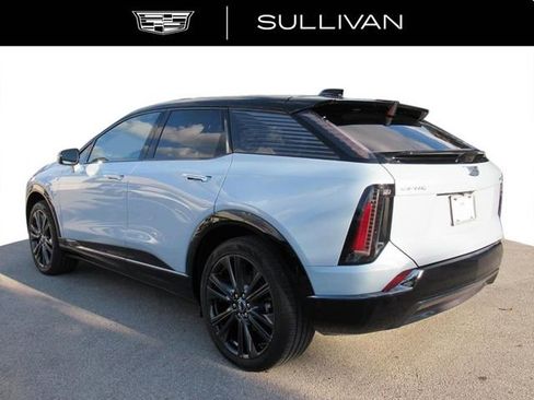 New 2026 Cadillac Optiq Sport 2 image 4