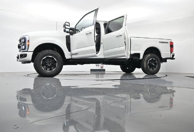 New 2026 Ford F350 Lariat w/ Tremor Off-Road Package AWD/4WD image 59