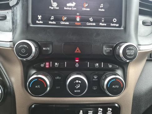 Used 2019 RAM 1500 Laramie AWD/4WD image 28