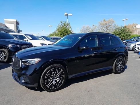 Used 2024 Mercedes-Benz GLC 43 AMG 4MATIC w/ Driver Assistance Package image 17