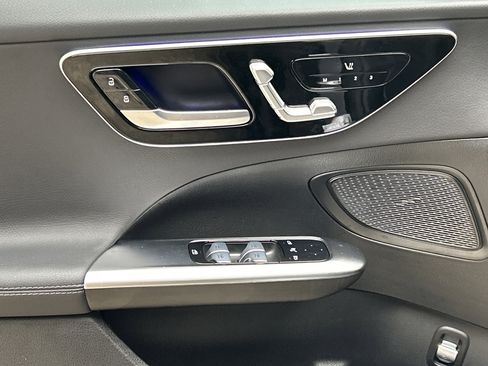 Certified 2025 Mercedes-Benz C 300 Sedan image 21