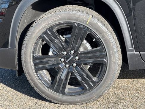 New 2026 GMC Acadia Elevation image 33