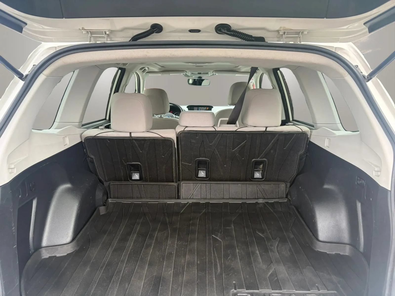 Used 2017 Subaru Forester 2.5i Premium w/ All-Weather Package AWD/4WD image 27
