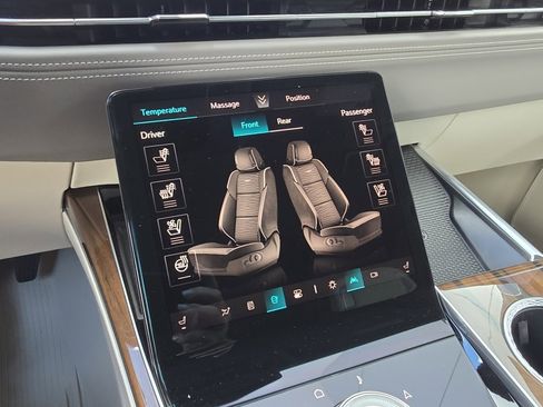 New 2026 Cadillac Escalade ESV Platinum Sport w/ LPO, ONYX Package image 30