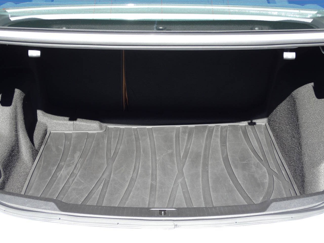 Used 2018 Buick LaCrosse Premium w/ Sun and Shade Package FWD image 40