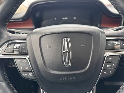 Used 2022 Lincoln Nautilus Reserve w/ Equipment Group 201A image 20